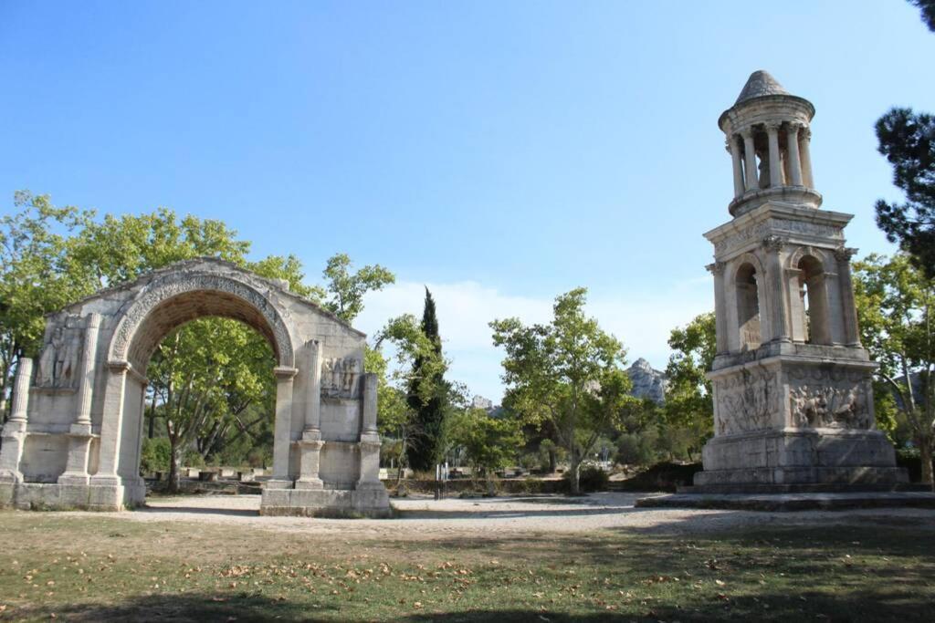 Le Mas De Lucien Entre Arles, Nimes, Avignon. Beaucaire  Exteriér fotografie